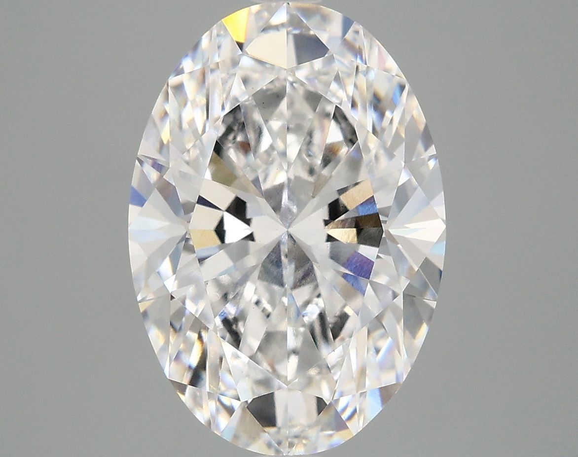 5.06 Carat Oval IGI Labgrown Diamond, With Certificate ID LG680585328