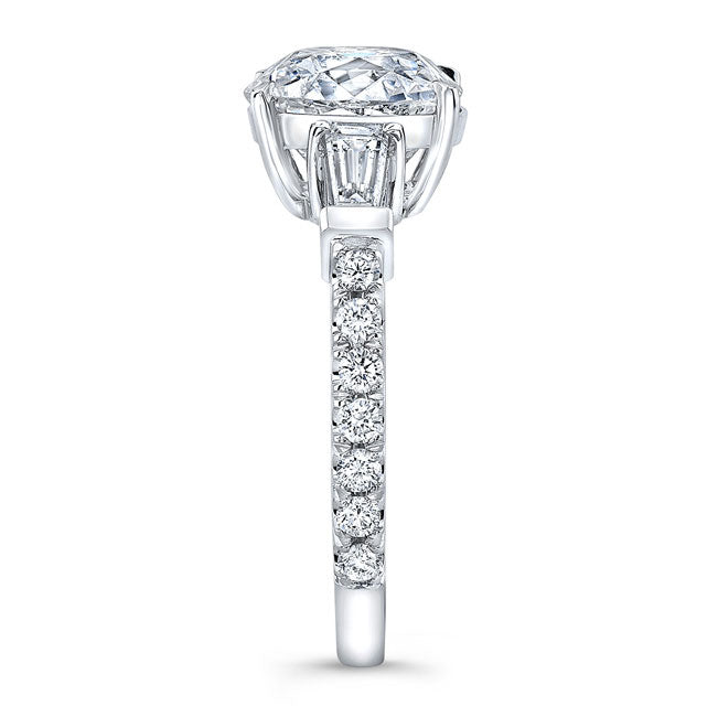 Modern Style Diamond Engagement Ring