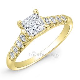 18k Yellow Gold Classic Style Diamond Engagement Ring